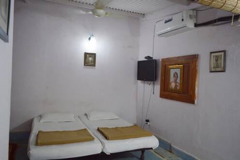 Aksey Vilas, Mount Abu 2